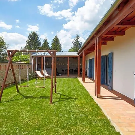 Bed & Breakfast Veranda Villány